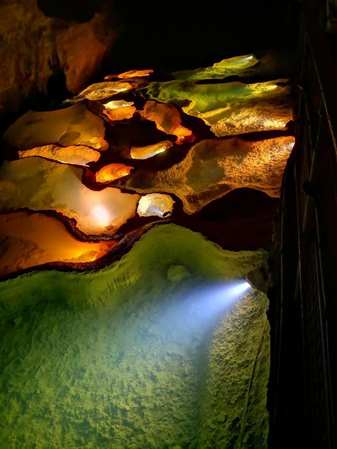 Magnifique gite en pierres 6 personnes avec piscine privee Ardeche plein sud Lablachère Extérieur photo