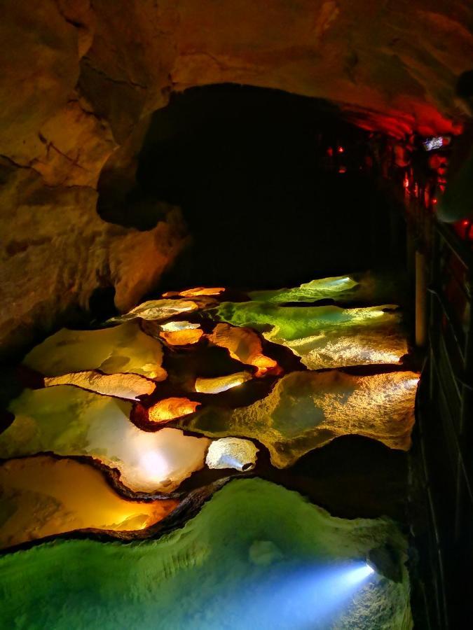 Magnifique gite en pierres 6 personnes avec piscine privee Ardeche plein sud Lablachère Extérieur photo