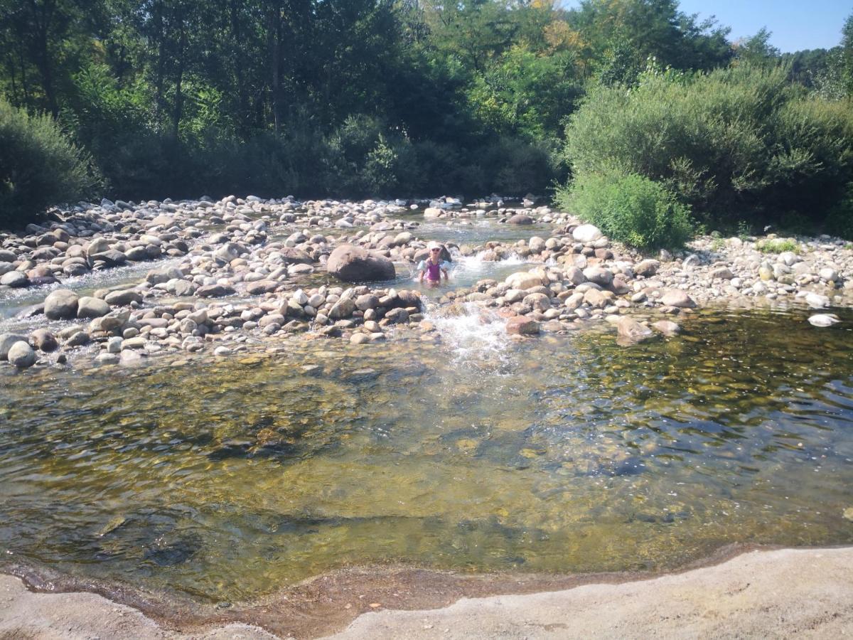Magnifique gite en pierres 6 personnes avec piscine privee Ardeche plein sud Lablachère Extérieur photo